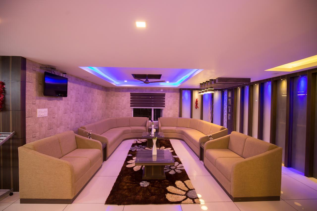 Отель South Gate Residency Коччи Экстерьер фото