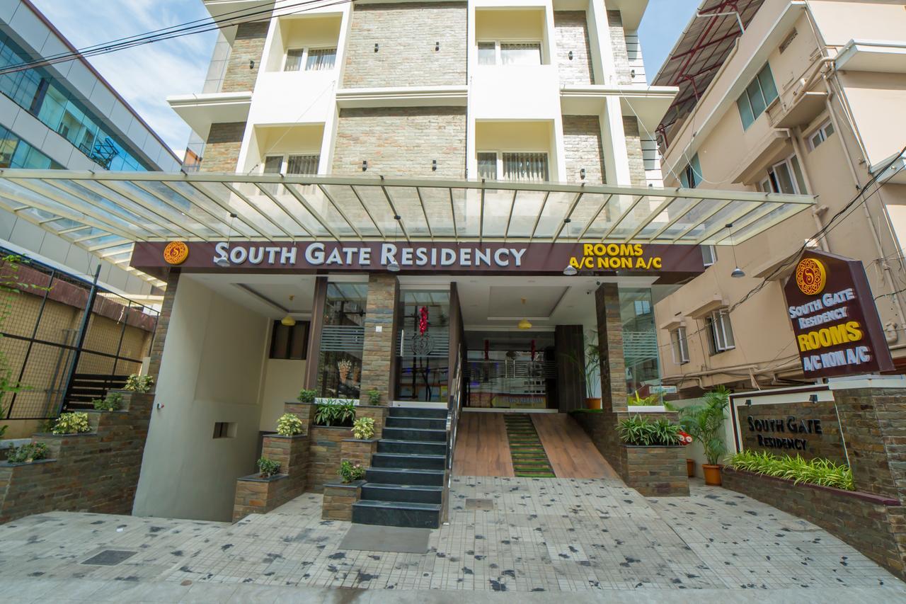 Отель South Gate Residency Коччи Экстерьер фото